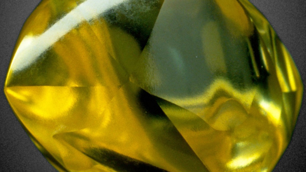 A boron-bearing borate mineral crystal — the borate chemistry that is the elemental source of the dietary boron studied in bone and bone health, Panacea Bio Chem, Bogdan Dicoias